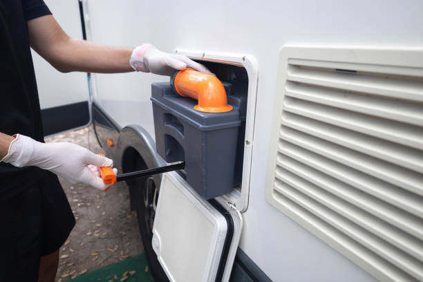 Best Construction site porta potty rental  in Fowler, MI